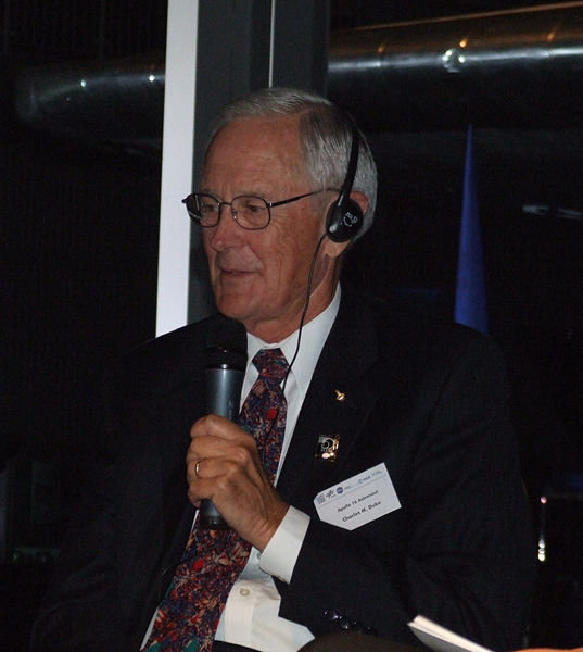 Charlie Duke - 2008